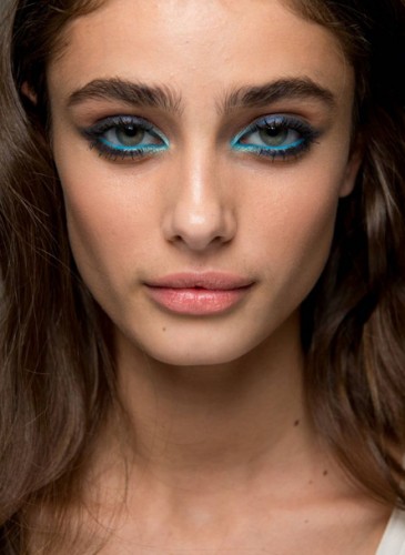 highvoltage, electric, eyes, makeup, FW2015, beauty, runway, colors, Taylor Hill, Model