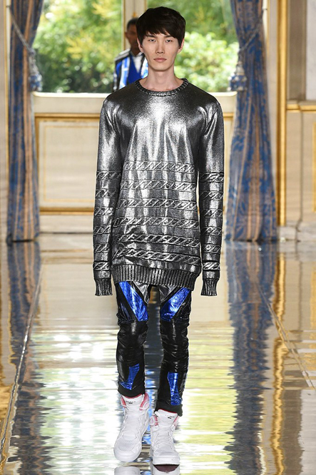 Balmain Spring 2019: Show-Stopping Franco-American Style - Global ...