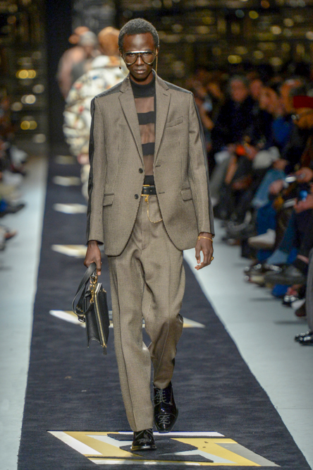 Fendi Fall 2019: The Karl Lagerfeld Effect - Global Fashion News